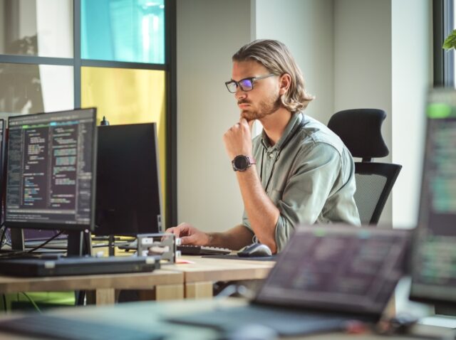 Estimated license position (ELP) method